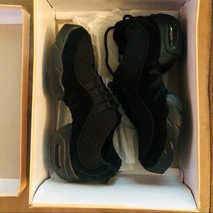 Bloch Mesh Dance Sneaker size 10